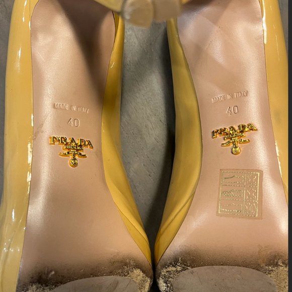 Prada Beige Patent Leather Peep Toe Pump - Size 40 - Picture 2 of 7